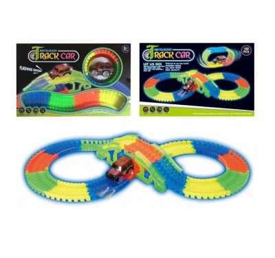 Машинка з гоночним треком