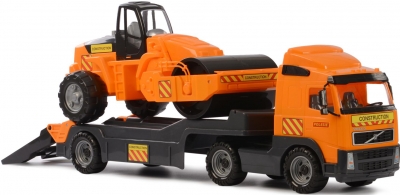 "Volvo", автомобіль-трейлер + дорожний каток (у сіточці)