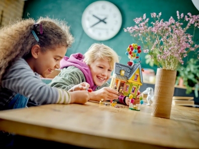 LEGO Конструктор Disney Будинок «Вперед і вгору»
