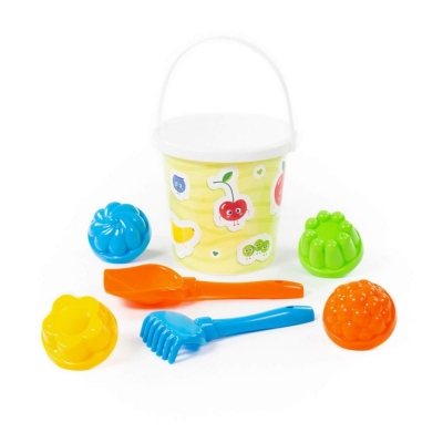 Набір №120: відро з наклейкою, лопатка №5, грабельки №5, 4 формочки